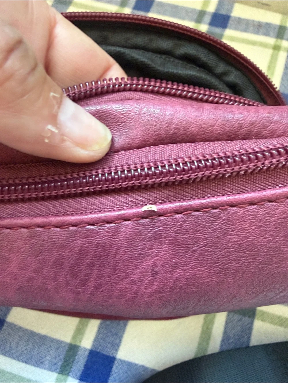 N/A burgundy leather